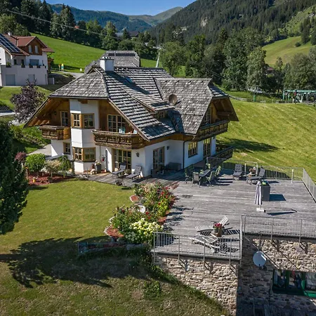 Beverly Hills Bad Kleinkirchheim